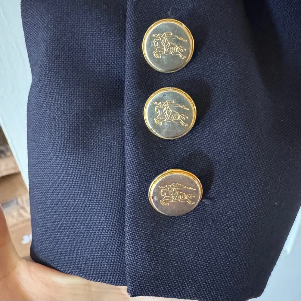 Vintage Burberrys Navy Wool Blazer Gold Buttons Saks USA Sport Coat 44R